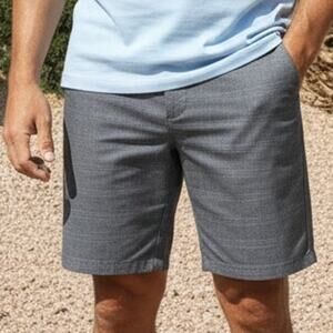 Travis Mathew Performance Stretch Gray Plaid Golf Athletic Shorts Mens Size 32